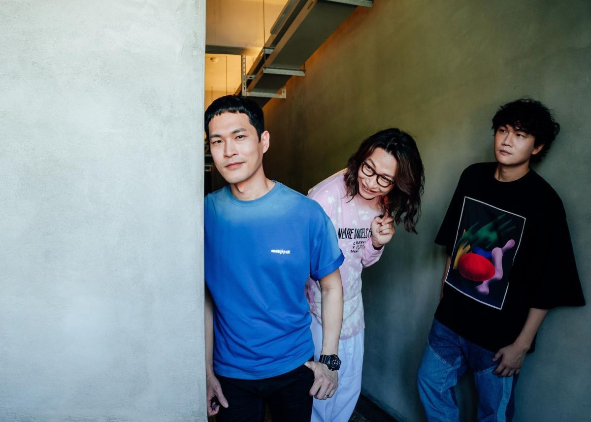 ▲宇宙人阿奎（左起）、方Q、小玉成軍19年。（圖／翻攝自宇宙人臉書） 