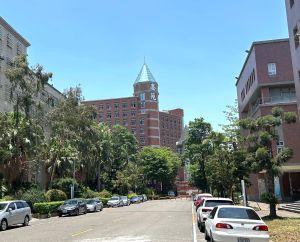 ▲高苑科技大學重新再起振翅高飛。(圖/記者黃守作攝) ▲高苑科技大學重新再起振翅高飛。(圖/記者黃守作攝)