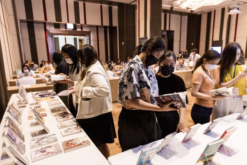 ▲台灣LGBTQ+作品在泰國書展陳列。（圖／文策院）