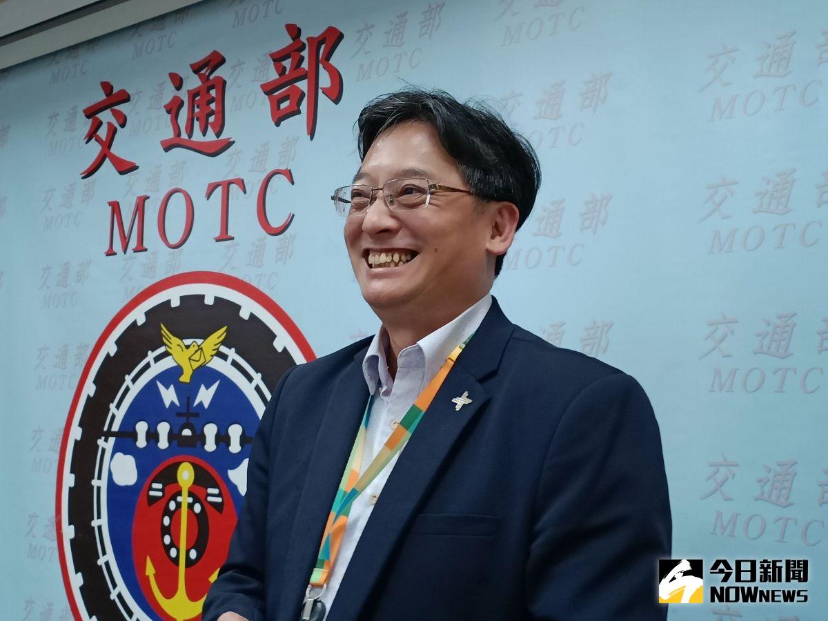 ▲桃園機場公司副總經理李俊德公布兩航廈出境尖峰時段。（圖／記者許若茵攝，2023.07.04）