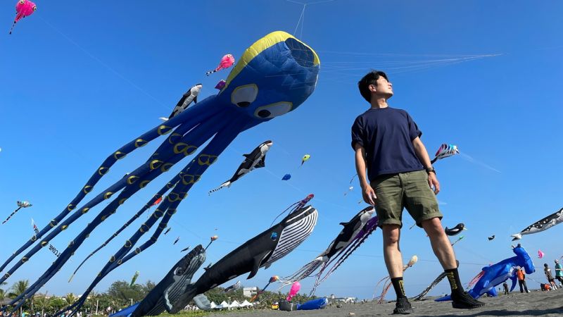 ▲ 旗津風箏節今年將擴大辦理，活動期間每周六晚上還加碼夜間風箏展演。（圖／高市府觀光局提供）