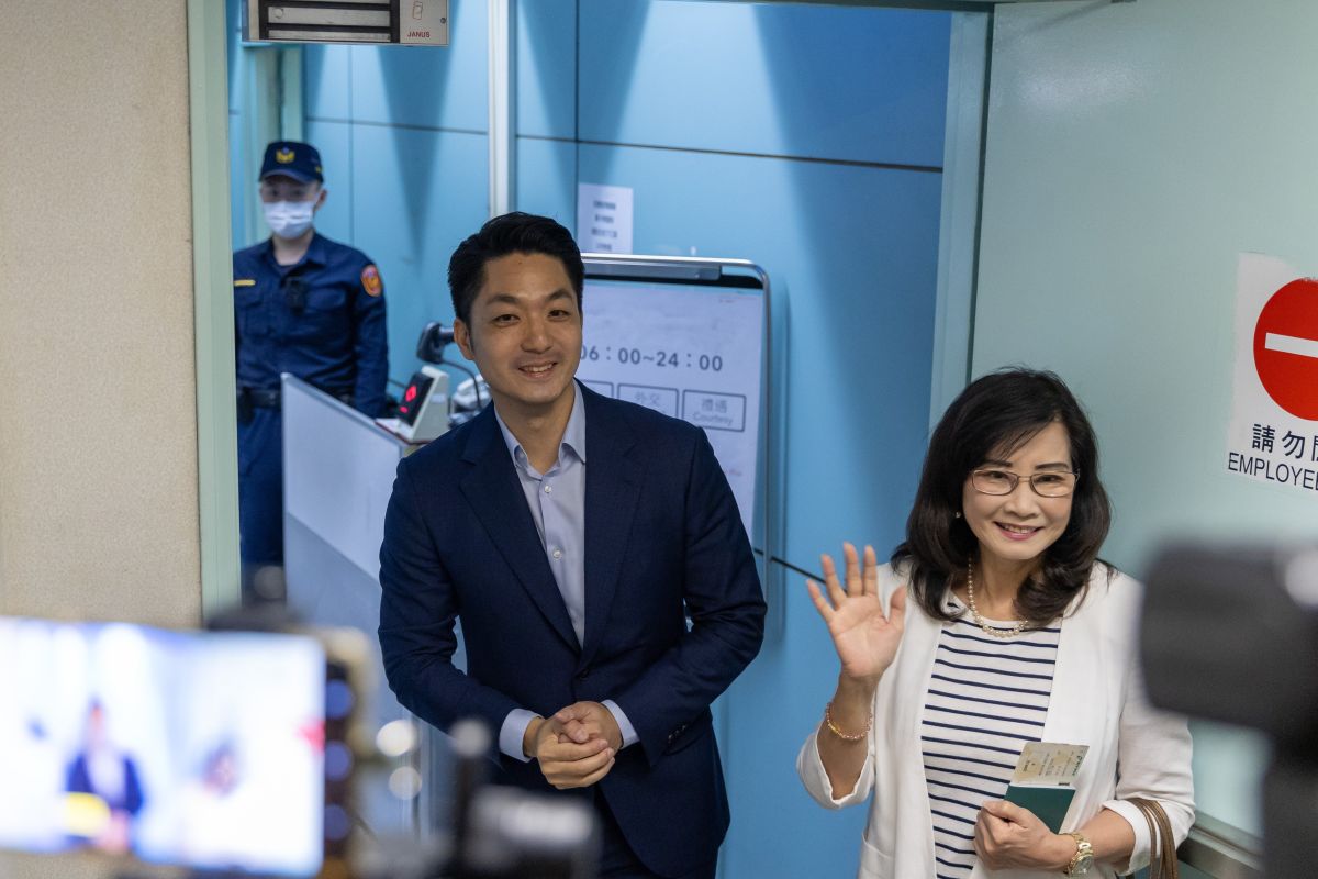 ▲針對蔣萬安與市府媒體小組消失一事，市政府表示，尊重新加坡方面安排。（圖／台北市政府提供）