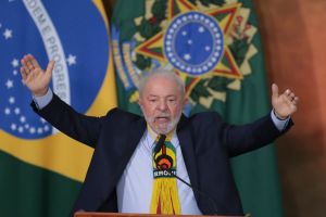 巴西接任南方共同市場主席　目標與歐盟談判協定

