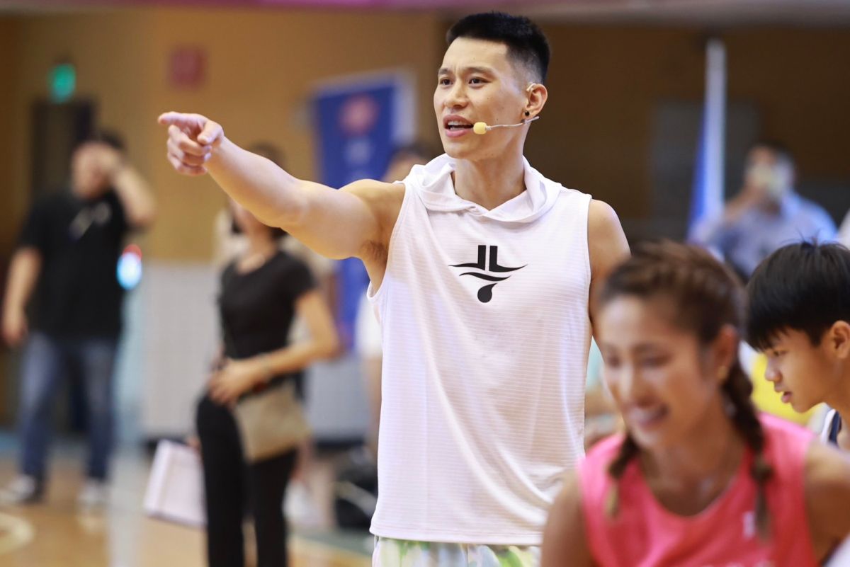 ▲林書豪今（5）日參加華航公益訓練營，在接受媒體聯訪時，他也透露接下來自己的計劃。（圖／葉政勳攝）