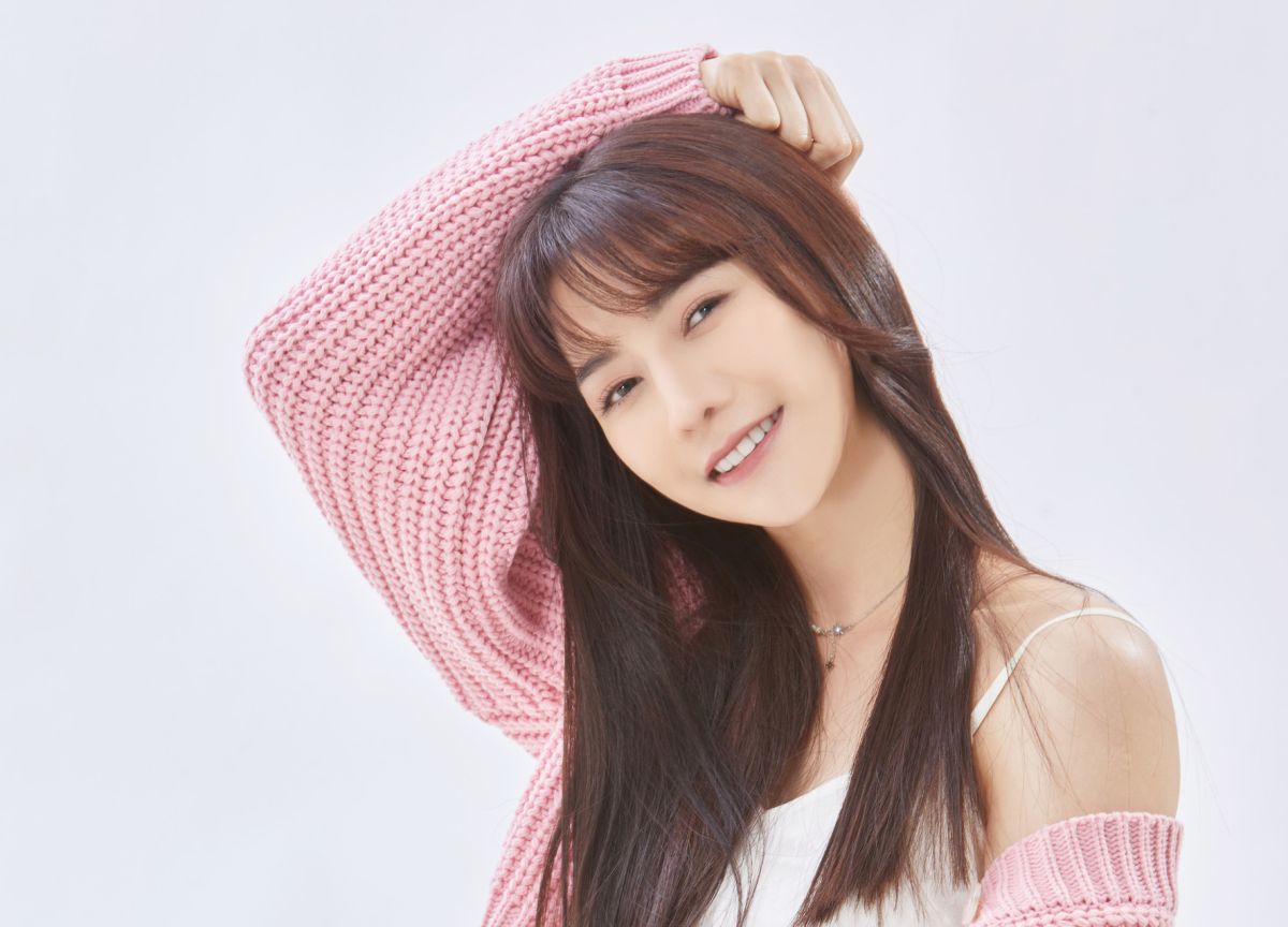 ▲「最美魚販」劉心語提到小時候遇到鄰居性騷擾，因此藉由自身經驗呼籲「無論男女，都要保持安全距離」。（ 圖／合名娛樂提供）