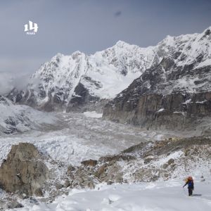 ▲呂忠翰、張元植以及雪羊一起攀登8000公尺高山，世界第七高峰道拉吉嶺。（圖／橘子關懷基金會提供）