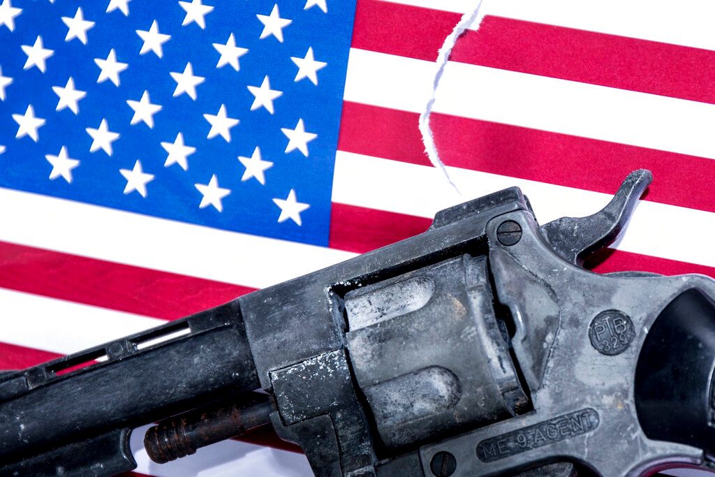 ▲美國在慶祝國慶日的同時，各地大規模槍擊案不斷，國慶假期間發生的大規模槍擊案累計已造成15人死亡、94人受傷。（圖／美聯社／達志影像）