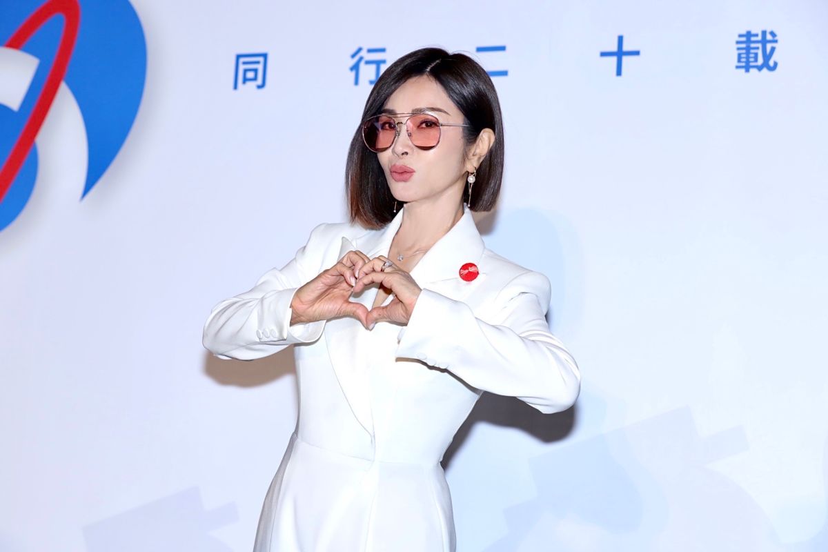 ▲陳美鳳哀悼歌壇天后李玟「一定是自我要求很高的人」。（圖／民視）