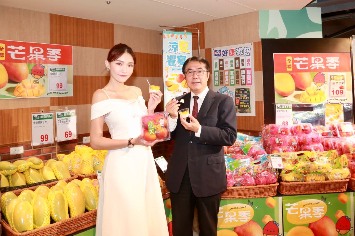 ▲黃偉哲今(6)日前往全聯南港旗艦店宣傳台南芒果，希望國內消費者都能享用到外銷等級的好鮮果（圖／台南市政府提供）