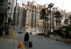 韓國房市崩跌！今年前5月住房交易創新低　主因非囤房稅而是升息
