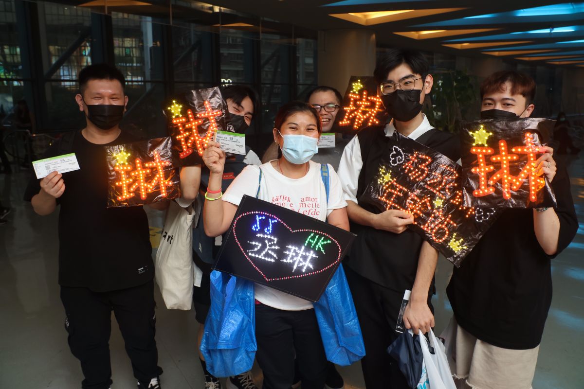 ▲演唱會、球賽等熱門票券，在疫情解封後報復性的舉辦，不少人都願意花大錢買二手票，卻也衍生不少黃牛、詐騙的問題。（圖／NOWnews攝影中心）