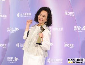 ▲楊麗音奪台北電影獎「最佳女配角」。(圖/記者陳明中攝影) ▲楊麗音奪台北電影獎「最佳女配角」。(圖/記者陳明中攝影)