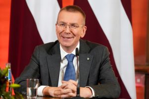 拉脫維亞總統宣誓就職　成歐盟首位公開出櫃元首
