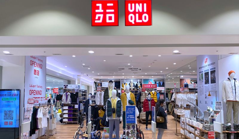 ▲日本國民品牌UNIQLO在台灣因為物美價廉，加上衣服耐穿的特性，國民度也相當高。（圖／記者蕭涵云攝）
