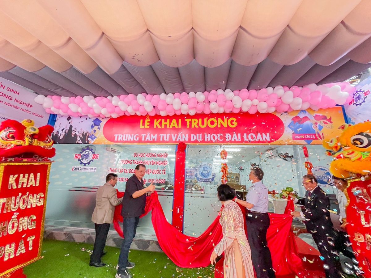 ▲為拓展國際生源，明新科大日前與越南當地教育單位合作，於胡志明市共同成立聯合招生服務中心。（圖／明新科大提供）