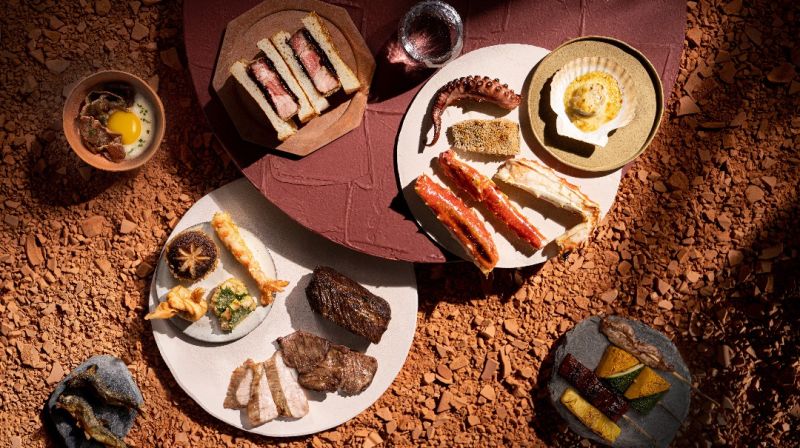 ▲饗賓集團旗下新開Buffet餐廳「饗 A Joy」,預計菜色將有帝王蟹、龍蝦、牛排等。(圖/取自饗A Joy臉書)