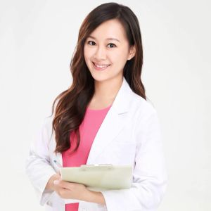 ▲營養師許瓊月指出,攝取過多含添加物的食品,會讓兒童有過動、注意力不集中、學習力下降及情緒控制不穩等隱藏風險。(圖/翻攝許瓊月臉書) ▲營養師許瓊月指出,攝取過多含添加物的食品,會讓兒童有過動、注意力不集中、學習力下降及情緒控制不穩等隱藏風險。(圖/翻攝許瓊月臉書)