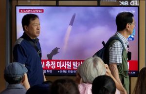 北韓試射火星18洲際彈道飛彈！金正恩親臨指導　大嗆美、韓挑釁
