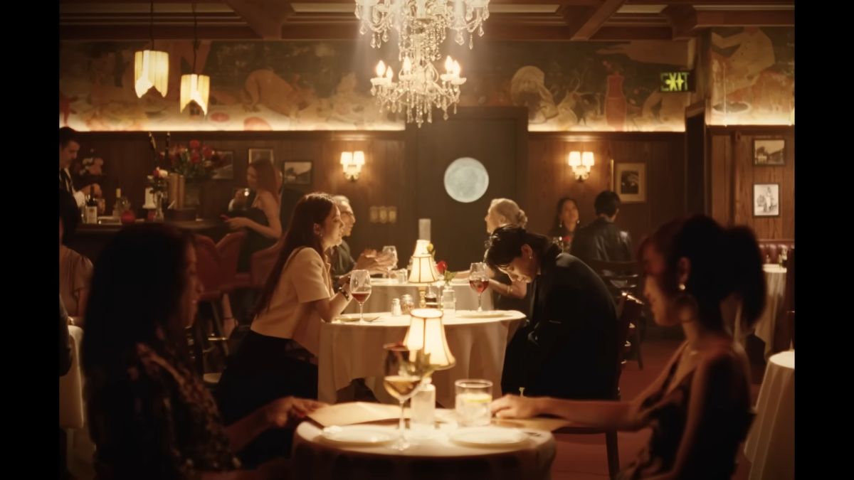 ▲《Seven》中，BTS柾國（右）跟「最美小三」韓素希有爭吵片段。（圖／HYBE LABELS YouTube）