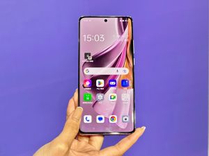 ▲OPPO Reno 10系列3機齊發潛望式相機回歸。（圖／周淑萍攝）