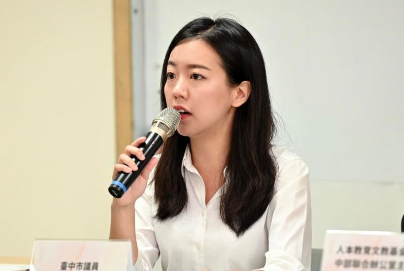 ▲吳佩芸自認連她都無法把政黨票投給「現在的時代力量」。（圖／翻攝吳佩芸臉書，2023.07.14）