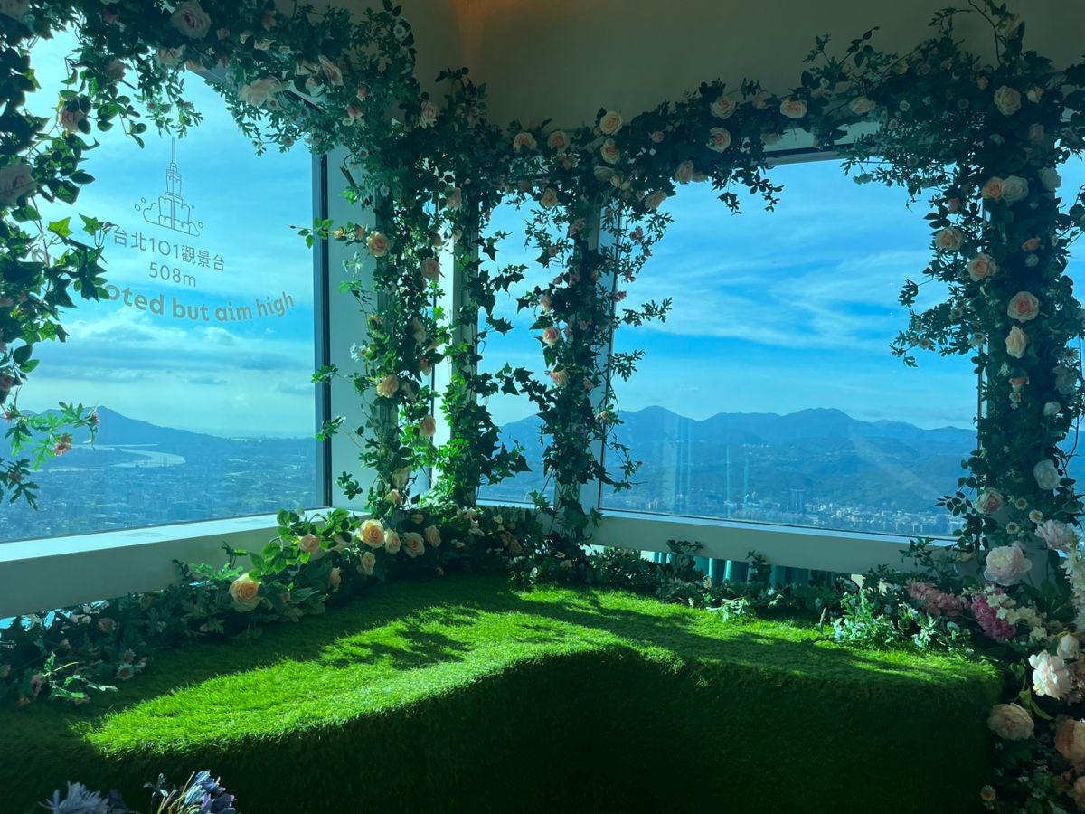 ▲台北101除了89樓景觀台必去外，第101樓秘境花園也能俯瞰台北美景。（圖／記者鍾怡婷攝）