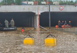 韓國暴雨已釀33死！「死亡隧道」遭6萬噸河水灌爆　已撈出7遺體
