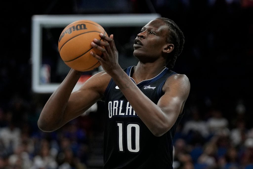 ▲替補控球Cameron Payne交易至馬刺以及簽下前奧蘭多魔術球員Bol Bol。（圖／美聯社／達志影像）