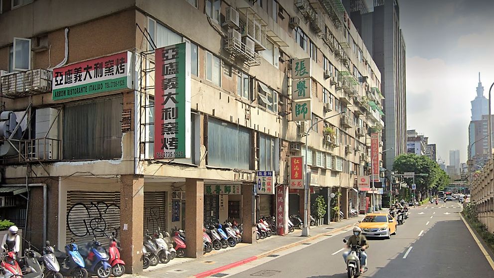 ▲吃到飽餐廳「亞廬義大利窯烤」位於北市基隆路二段，是許多老台北人的共同回憶，營業長達30年。（圖／Google地圖）