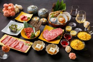 ▲標榜一口燒肉一口葡萄酒的HATSU Yakiniku & Wine 和牛燒肉專門店，帶來「飛驒牛限定雙人套餐」。（圖／HATSU Yakiniku Wine提供）