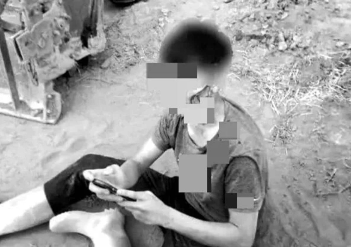 ▲新二代遭誤認為非法移工，頭部撞上耕耘機破相縫了17針。（圖／翻攝自推特）