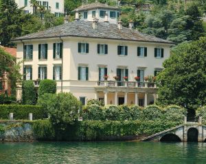 ▲喬治克隆尼在「科莫湖」買下歷史悠久的「Villa L’Oleandra」莊園別墅，每到夏天就來這裡度假。（圖／海鵬）