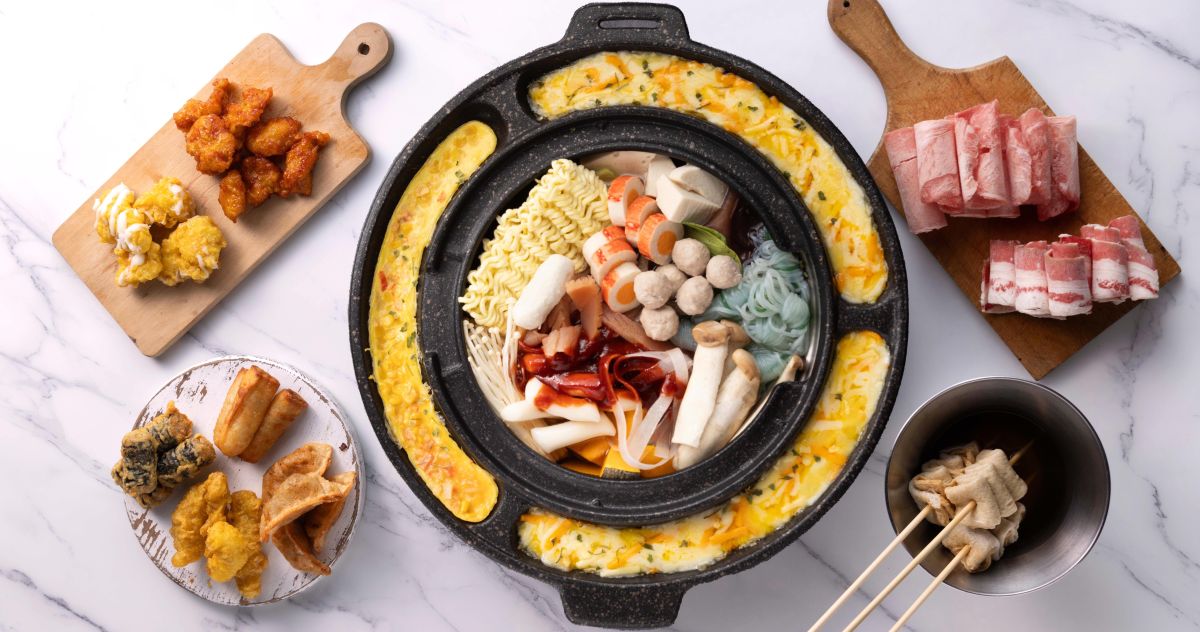 ▲「馬洗手맛있어요」韓食吃到飽新店開幕，韓式炸雞、火鍋近40款餐點299元無限吃。青青食尚岩燒BBQ無限暢吃海陸大餐799元，搭配暑假「買一送一」，一人免400元。（圖／馬洗手韓食火鍋提供）