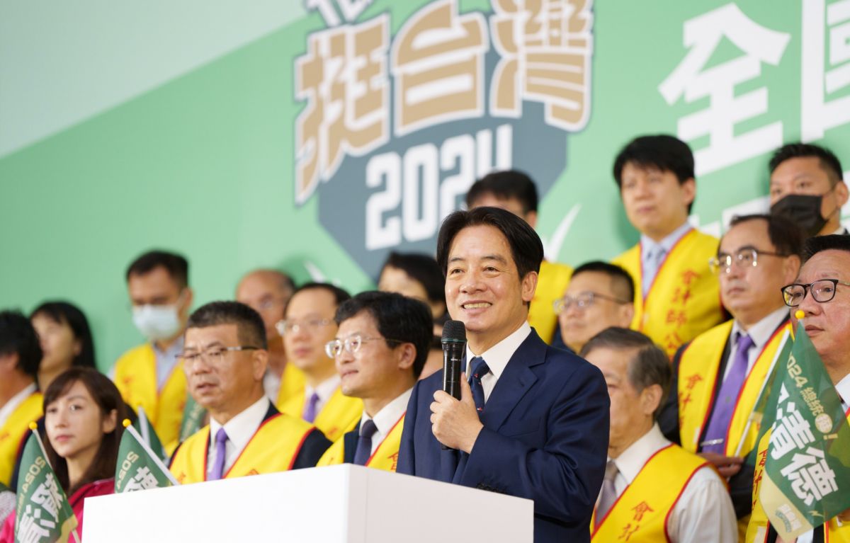 ▲賴清德出席造勢活動，致詞時未提及白宮，重申會持續總統蔡英文的四個堅持與自己所提四大支柱，向國際社會表達追求民主和平的決心。（圖／民進黨提供）