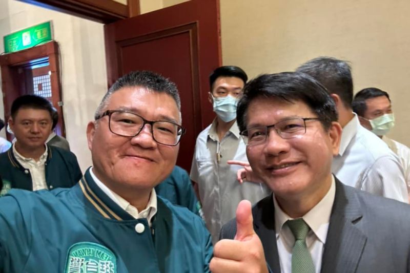 <p>▲莊銘淵(左)事後在臉書道歉。(圖/莊銘淵臉書)</p>