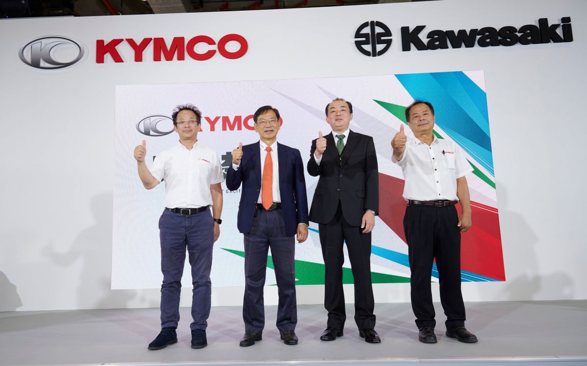 ▲今(21)日國際重型機車展盛大開展，KYMCO以展場主秀之姿打造「油電共展」高規格展區，光陽集團執行長柯俊斌更公佈前所未有的展場優惠，車迷朋友趕緊趁著周末假期前往南港展覽館參觀賞車！（圖／品牌提供）