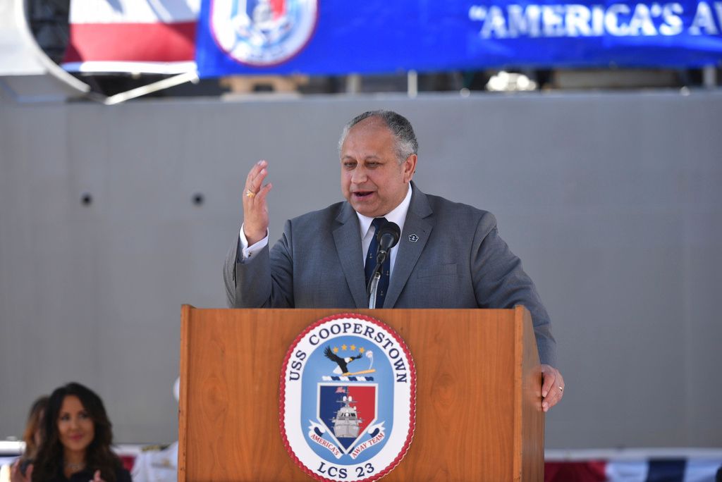 ▲美國海軍部長戴杜羅今天表示，在澳洲展開的多國軍事演習對中國傳達訊息就是，美國盟友正合作捍衛他們的安全和民主價值。資料照片。（圖／美聯社／達志影像）