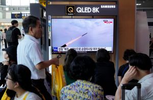 韓國軍方：北韓向日本海發射兩枚彈道飛彈
