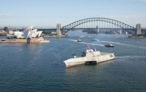 美艦坎培拉號雪梨成軍　創海外港口服役首例
