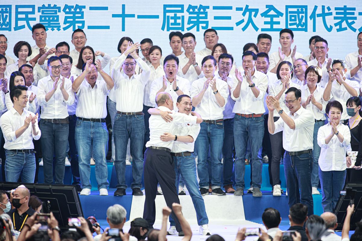 ▲等不到柯文哲，國民黨內力拱韓國瑜與侯友宜正副搭配參選總統。（圖／資料照片）