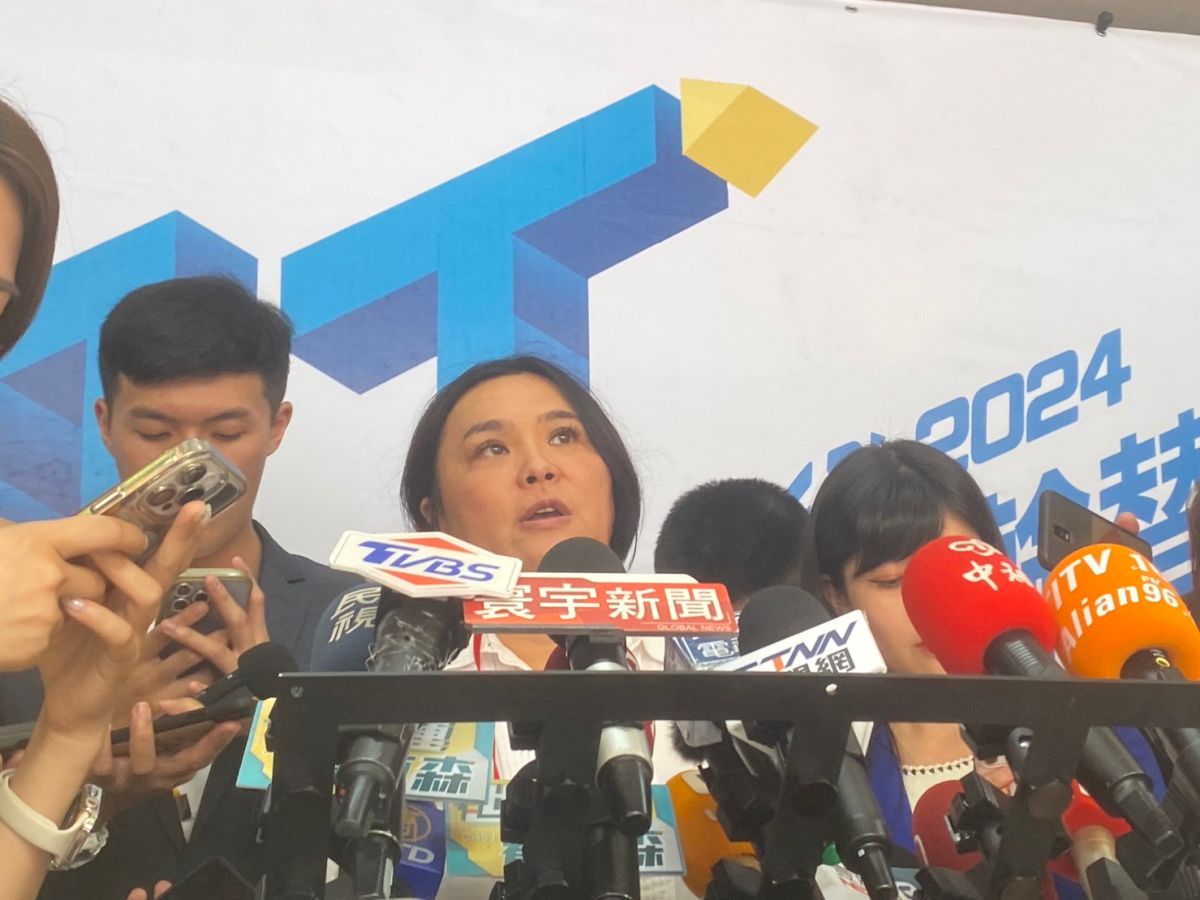 ▲郭台銘選在今國民黨全代會舉行時，發文稱要為大選帶來新的風格，並扮演帶來希望、改變的角色；對此，陳玉珍稍早受訪說，他沒能力勸郭參選，相信郭會為國家做最好的決定。（圖／記者翁子竣攝，2023.07.23）