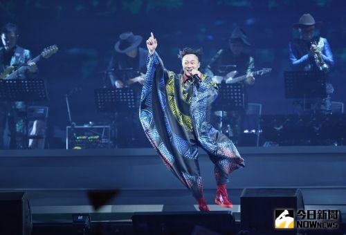 Eason陳奕迅「FEAR AND DREAMS世界巡迴演唱會」台北小巨蛋站,今(23)日迎來最終場。(圖/記者鄭孟晃攝) ▲Eason陳奕迅「FEAR AND DREAMS世界巡迴演唱會」台北小巨蛋站,今(23)日迎來最終場。(圖/記者鄭孟晃攝)