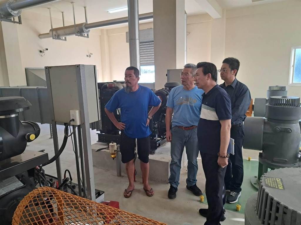 ▲防範杜蘇芮颱風，金門縣長陳福海今（23）日下午巡視督導縣內防颱與防汛整備工作。（圖／金門縣政府提供）