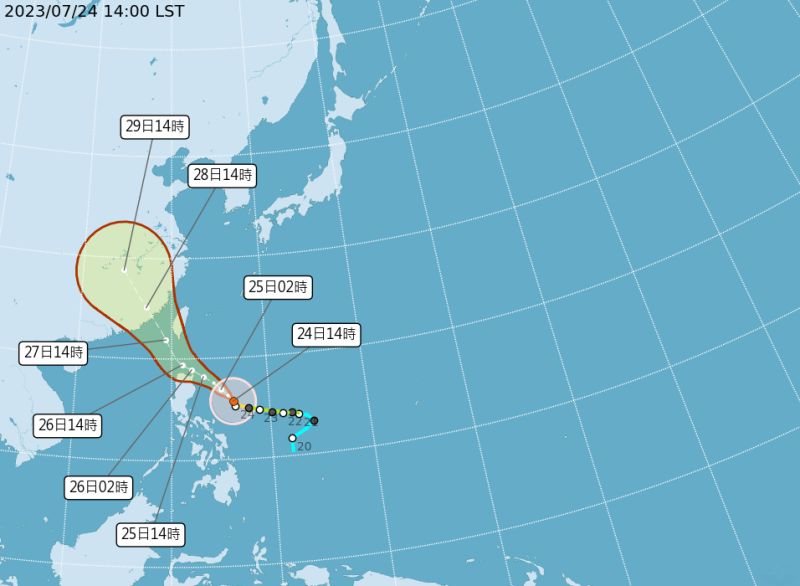 ▲杜蘇芮颱風增強至中颱上限，最新預測路徑持續南修，氣象局在今晚8時30分發布海上警報。（圖／中央氣象局）