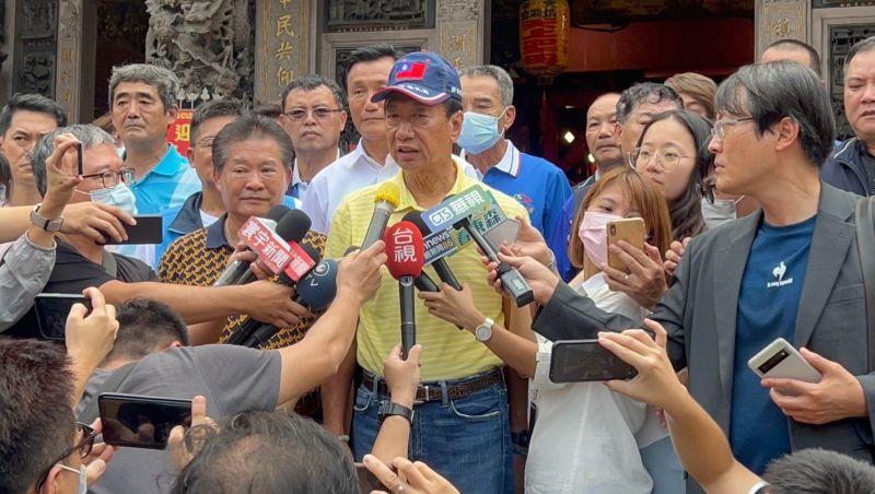 ▲郭台銘受訪時表示,民進黨已經不再清廉愛鄉土,政黨輪替是民主的常態。(圖/記者顏幸如攝,2023.07.25)