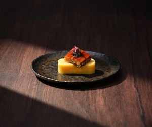 夏季「土用丑日」吃鰻魚飯補元氣!5家餐廳最俗209元 爽吃買1送1 ▲「松露蒲燒鰻魚玉子燒」680元。(圖/王品集團提供)