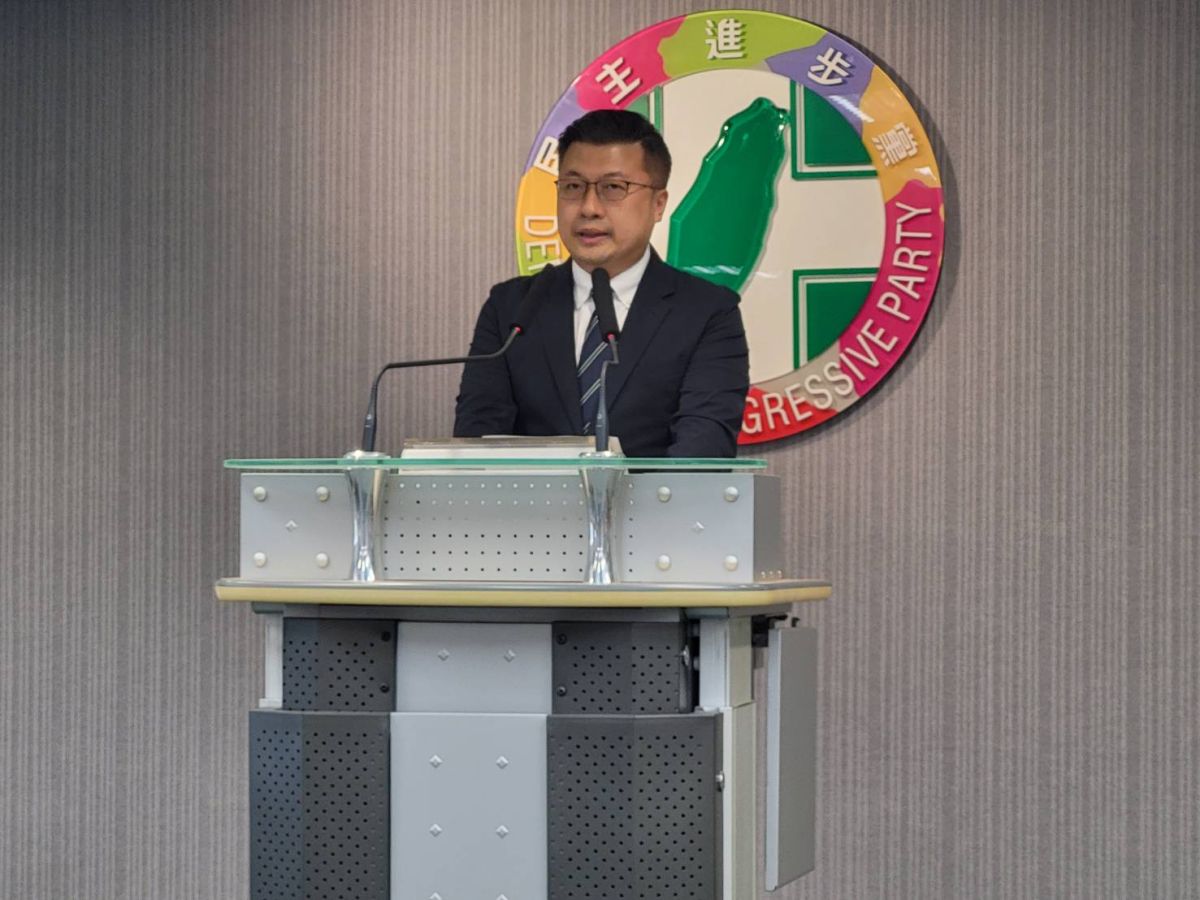 ▲張志豪下午進行轉述。（圖／陳佩君攝，2023.07.26）