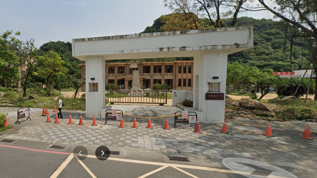 ▲ 基隆祥豐街是軍事重鎮。圖為基隆要塞司令部大門。翻攝Google地圖