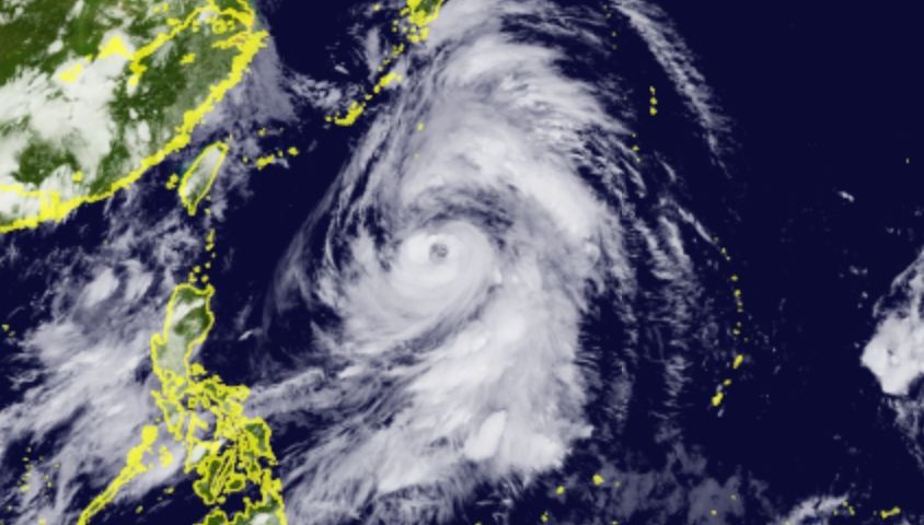 ▲卡努颱風今（30）日下午2時已經增強為「中度颱風」，從衛星雲圖也可觀察，卡努已有明顯的颱風眼。（圖／翻攝向日葵8號衛星）