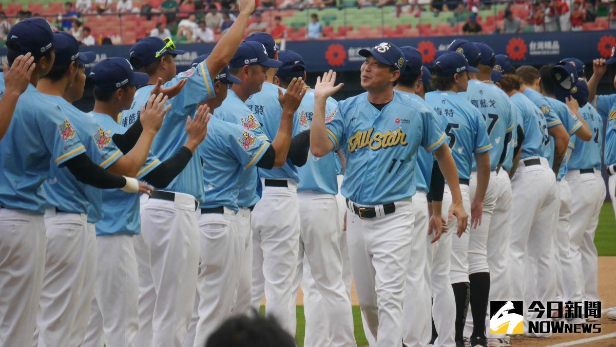 ▲中職明星隊總教練林岳平領軍奪勝。（圖／吳政紘攝）
